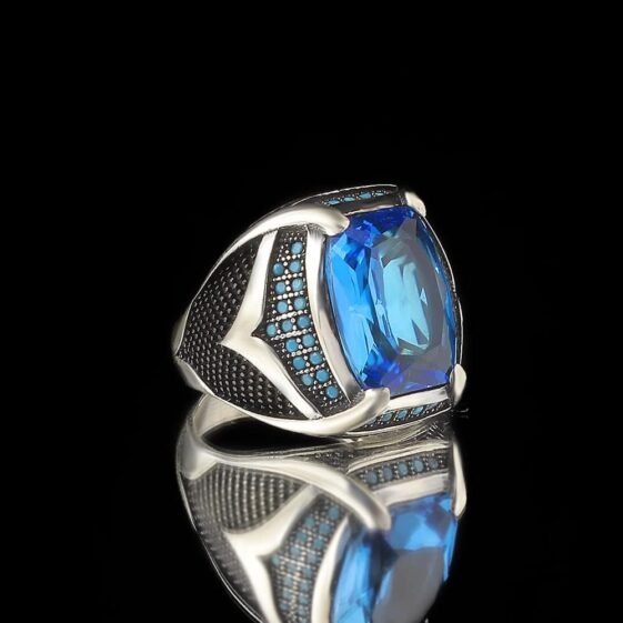 925 Sterling Silver Men's Ring with Blue Topaz Stone - Image 3